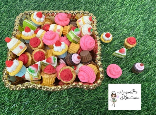 Fake Mini Cakes & Cupcakes